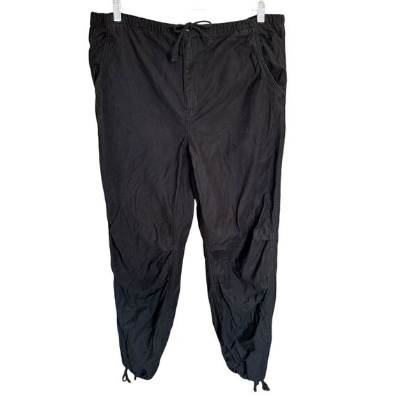 ARITZIA TNA Black L Utility Cargo Streetwear Womens Jogger Pants Trendy Grunge - Picture 1 of 11